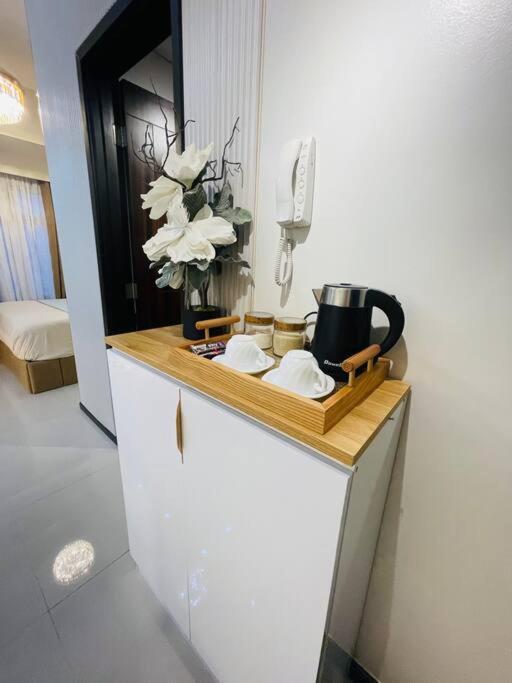 Marias Suite Near Manila Bay Free Use Of Pool Buitenkant foto